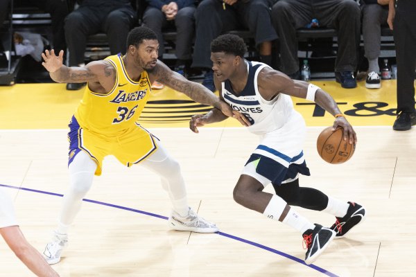 牛金宝配资 正负值+24! 斯玛特: 数据无法完全体现我的价值 我不为数据打球